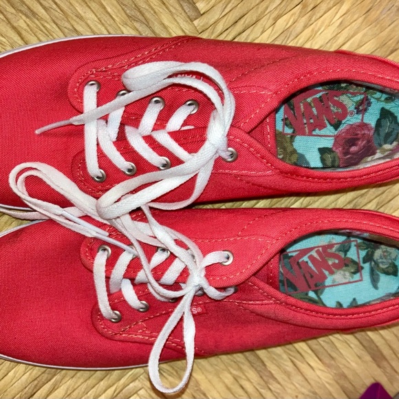 Vans NWOT Off the Wall Low Pro Canvas Sneakers 8.5 - Picture 2 of 10